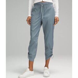 Lulu Lemon Crop Pants | Dance Studio Cropped Joggers | Teal, blue | Size 2 |